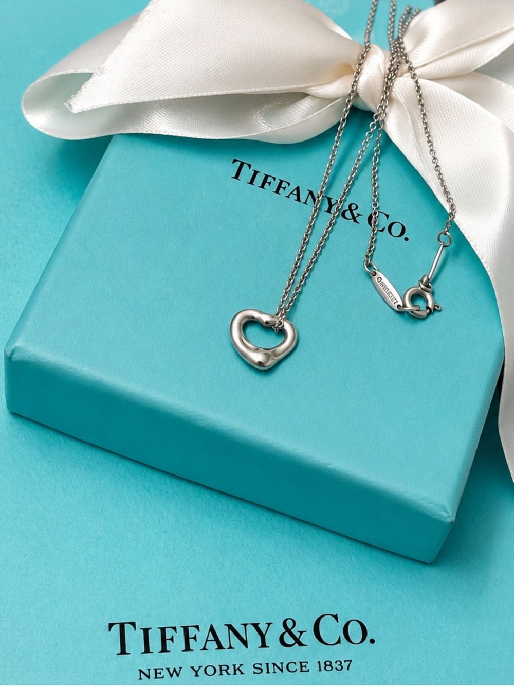 Authentic Tiffany & Co. Elsa Peretti 11mm Open Heart Pendant Necklace